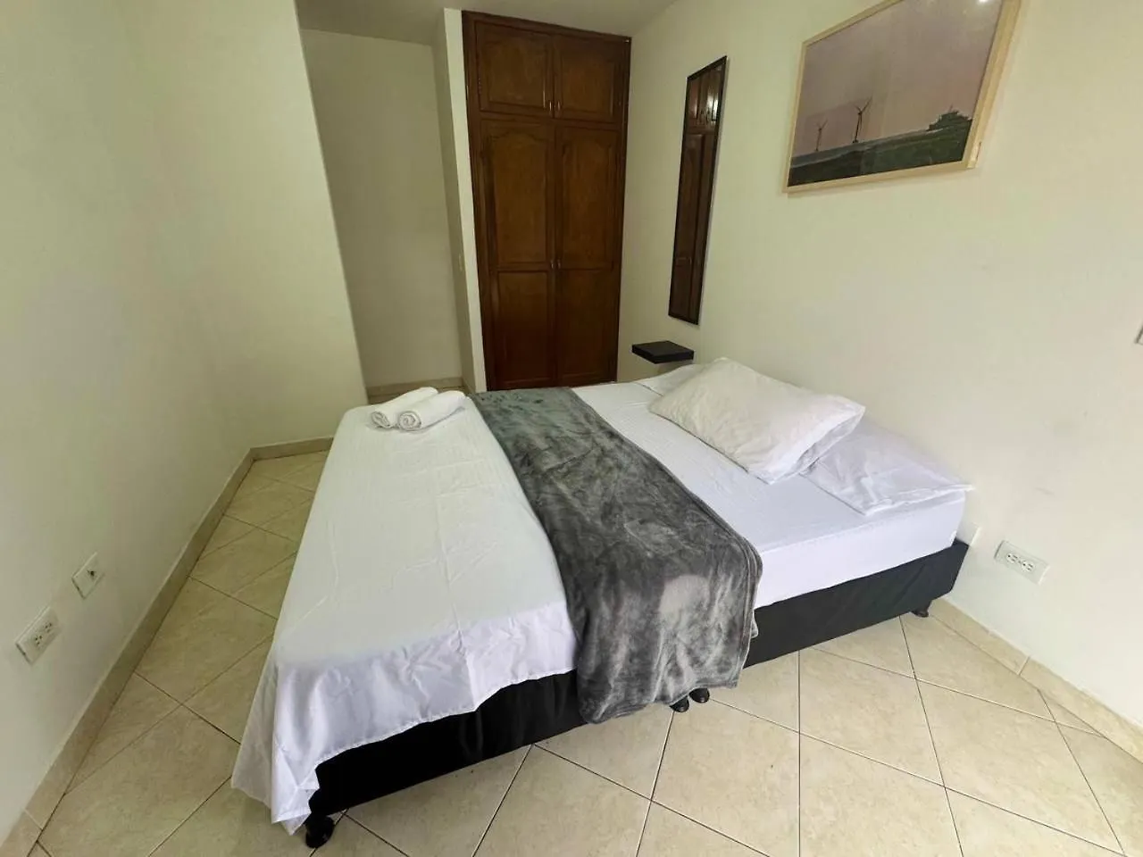 Apartamento Completo-Balcon Laureles-Estadio Hasta 6 Personas Medellín Appartement